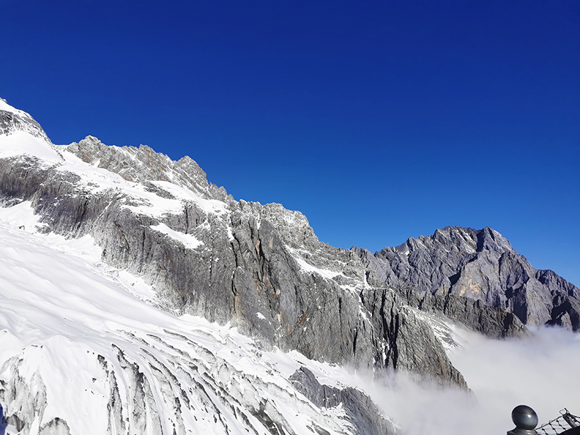 静海区检察院：任绍洋摄影作品《雪山》